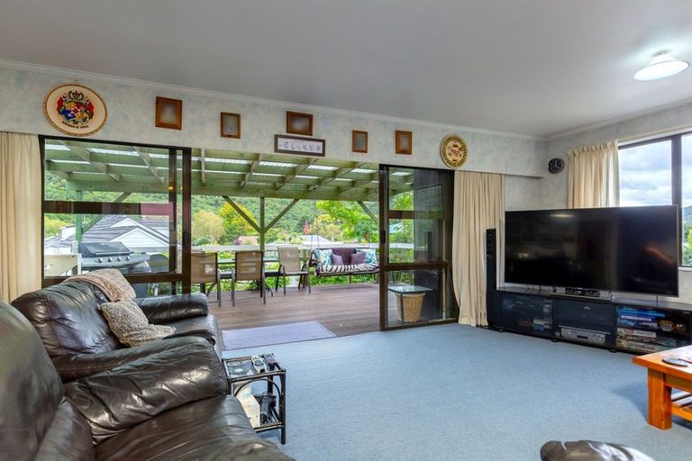 Photo of property in 14 Huia Street, Waikawa, Picton, 7220
