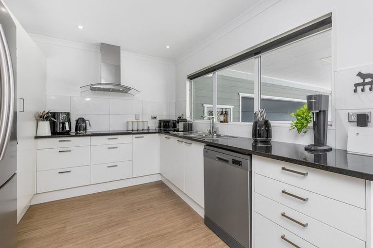 Photo of property in 227 Lonely Track Road, Albany Heights, Auckland, 0632