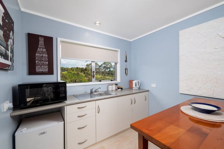 Photo of property in 16 Te Akau Drive, Russell, 0272