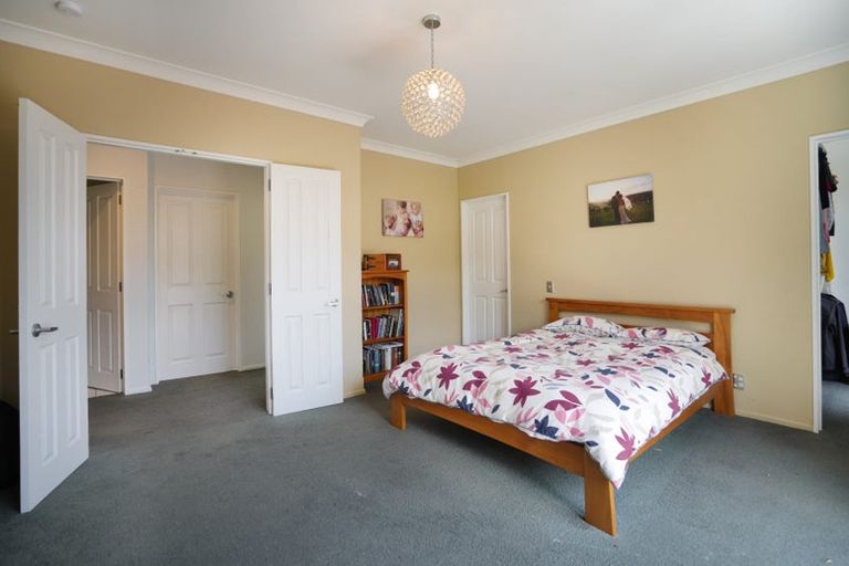 Photo of property in 11 Mcmahon Drive, Aidanfield, Christchurch, 8025