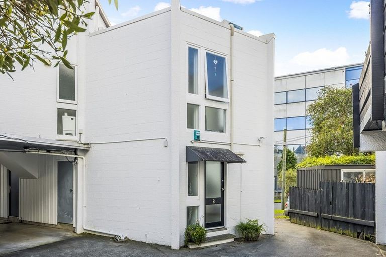 Photo of property in The Turrets, 5b Boyle Crescent, Grafton, Auckland, 1023