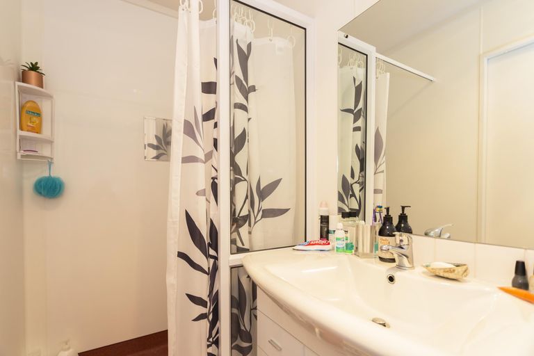 Photo of property in 15 Ashburn Street, Oamaru North, Oamaru, 9400