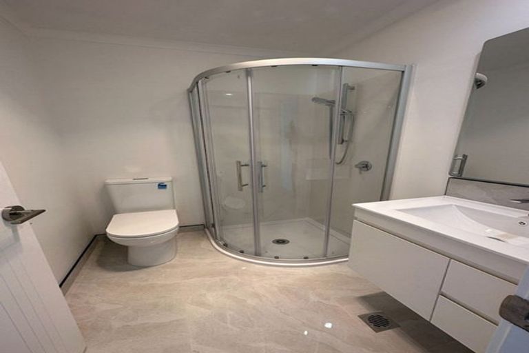 Photo of property in 7/18 May Street, Hamilton East, Hamilton, 3216