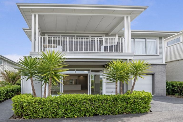 Photo of property in 16 Plantation Terrace, Orewa, 0931