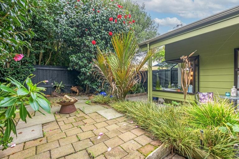 Photo of property in 57 Benmore Avenue, Cloverlea, Palmerston North, 4412