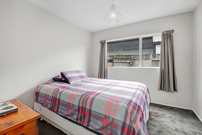 Photo of property in 2/37 Nile Road, Milford, Auckland, 0620