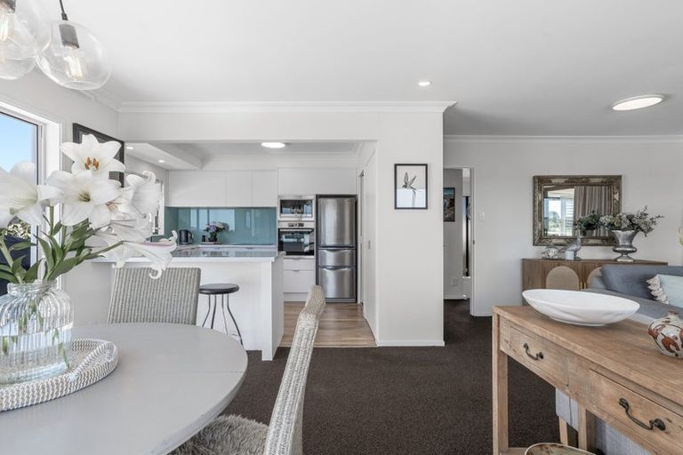 Photo of property in 20 Seaview Road, Otumoetai, Tauranga, 3110