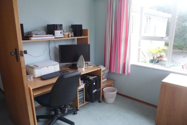 Photo of property in 120 Alexander Road, Raumati Beach, Paraparaumu, 5032