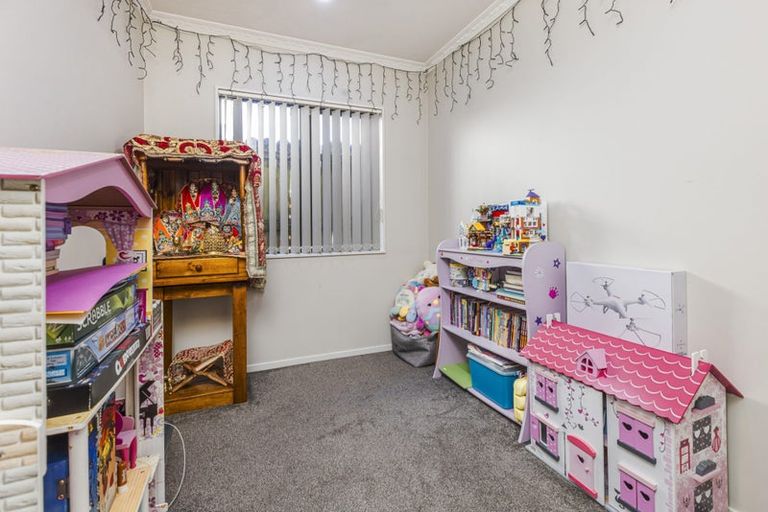 Photo of property in 50b Great South Road, Manurewa, Auckland, 2102