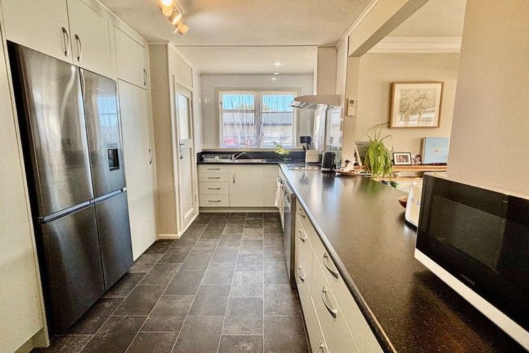 Photo of property in 31 Elbourne Street, Taradale, Napier, 4112