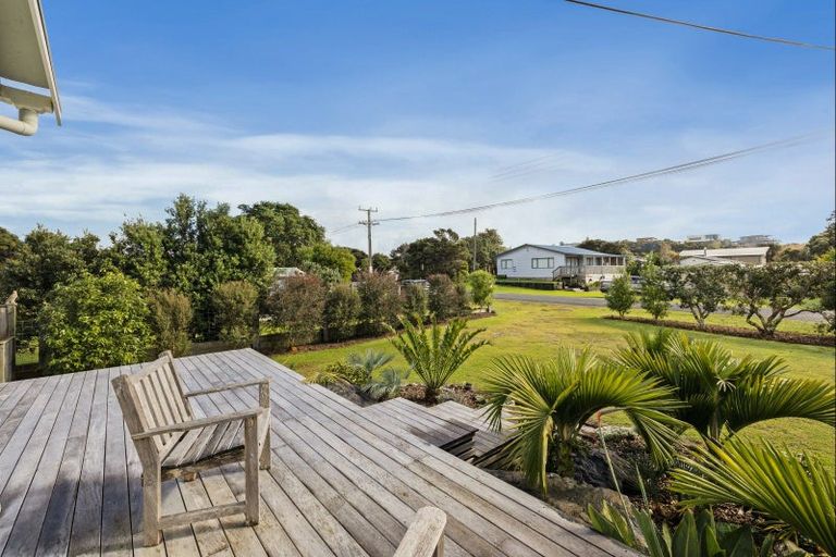 Photo of property in 10 Wharfdale Crescent, Mangawhai Heads, Mangawhai, 0505