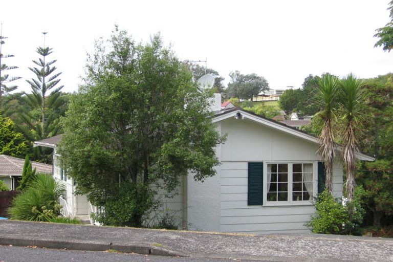 Photo of property in 8 Freya Place, Torbay, Auckland, 0630