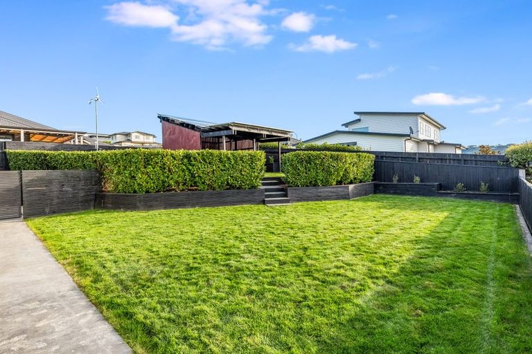 Photo of property in 10 Margaret Shields Avenue, Aotea, Porirua, 5024