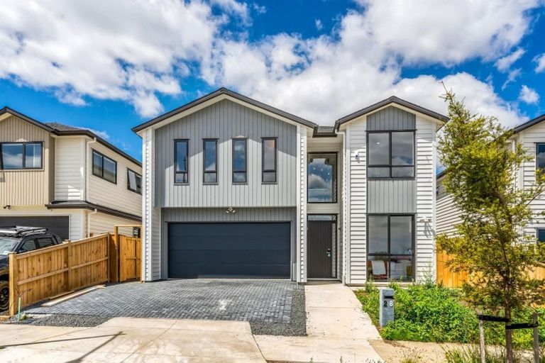 Photo of property in 28 Matahae Drive, Flat Bush, Auckland, 2019