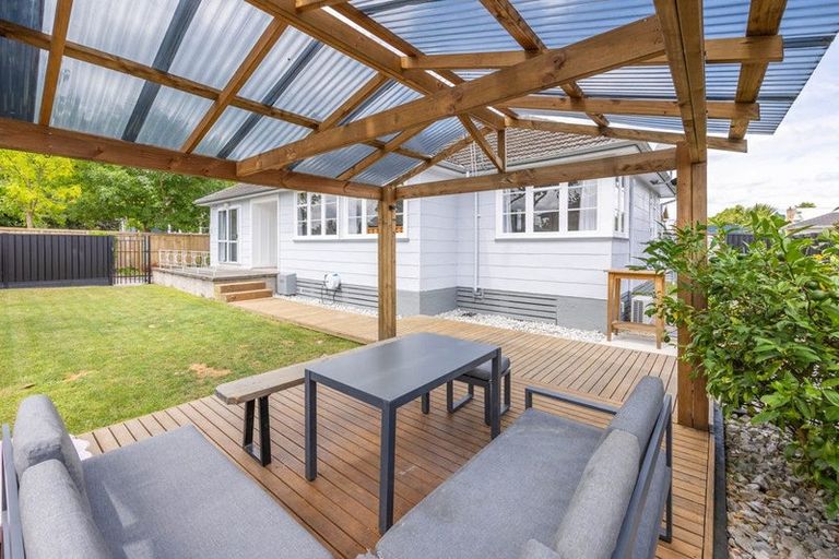 Photo of property in 194 Clarkin Road, Fairfield, Hamilton, 3214