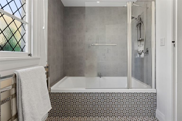 Photo of property in 27 Clifford Avenue, Merivale, Christchurch, 8014