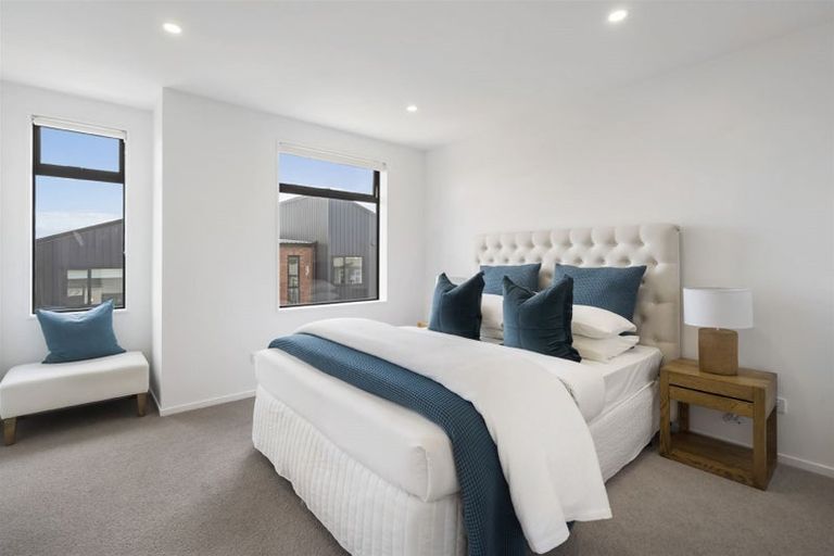 Photo of property in 53b Eversleigh Road, Belmont, Auckland, 0622