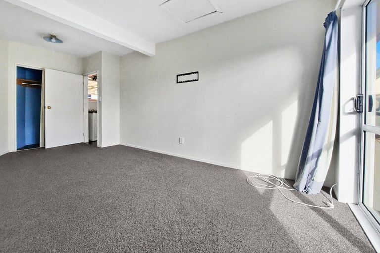 Photo of property in 2/104 Mandeville Street, Riccarton, Christchurch, 8011