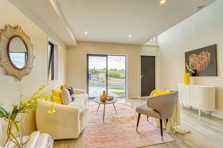 Property details for 4 Lawson Creek Street, Massey, Auckland, 0614