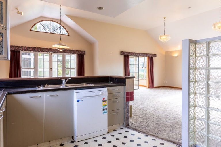 Photo of property in 12 Gertrude Street, Dannevirke, 4930
