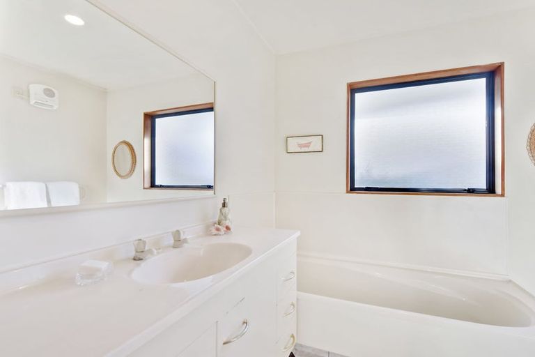 Photo of property in 8a Wensley Road, Richmond, 7020