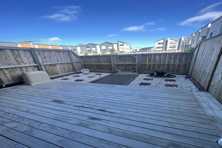 Photo of property in 29/36 Westgate Drive, Westgate, Auckland, 0614