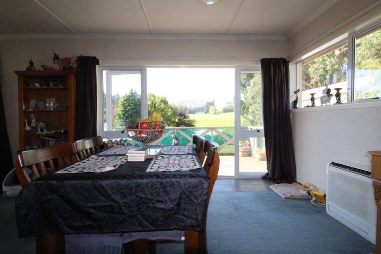 Photo of property in 210 Flora Road, Lumsden, 9730