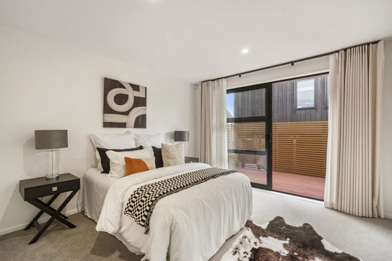 Photo of property in 3 Tapatai Place, Castor Bay, 0620