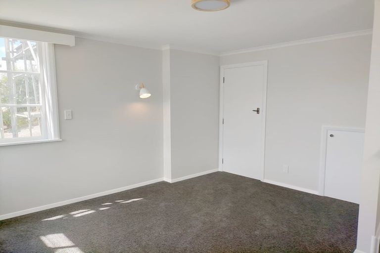 Photo of property in 3 View Road, Titahi Bay, Porirua, 5022
