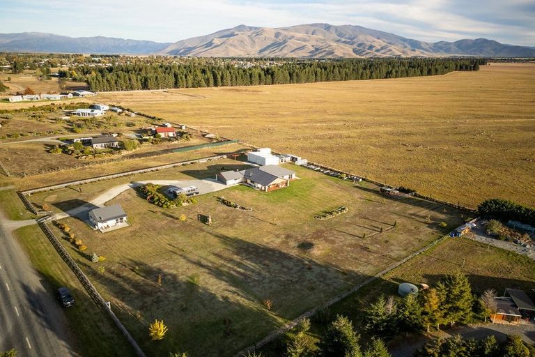 Photo of property in 271 Glen Lyon Road, Twizel, 7901