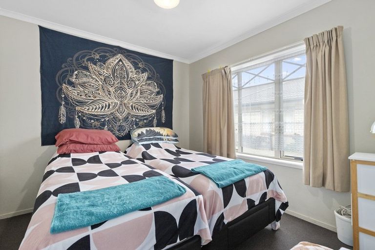 Photo of property in 2/201 Massey Street, Frankton, Hamilton, 3204