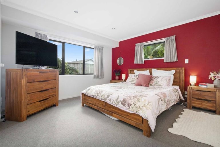 Photo of property in 7 Modello Lane, Waiuku, 2123