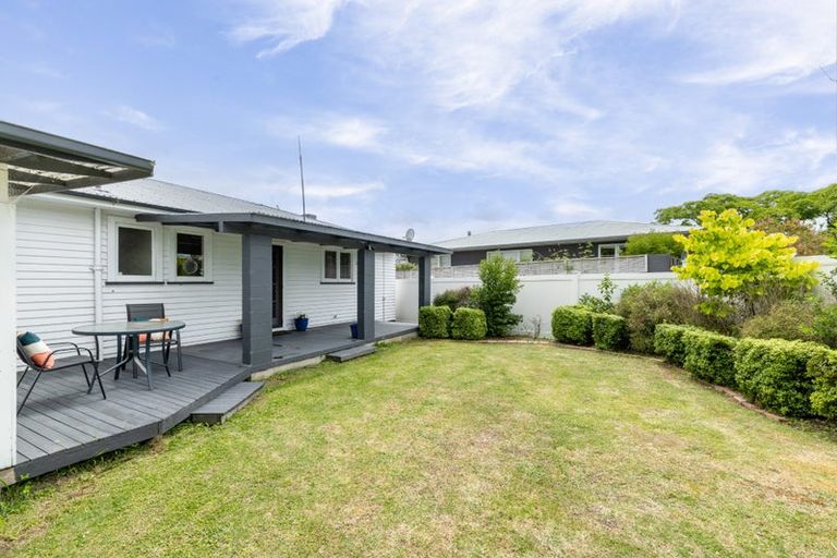 Photo of property in 73 Middle Road, Havelock North, 4130