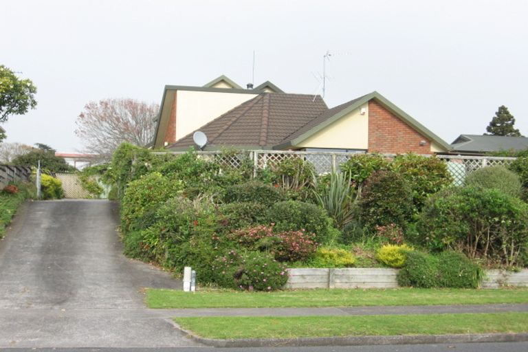 Photo of property in 87 Grande Vue Road, Hillpark, Auckland, 2102