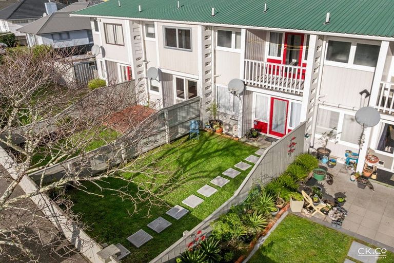 Photo of property in 3/6-8 Keys Street, Elderslea, Upper Hutt, 5018