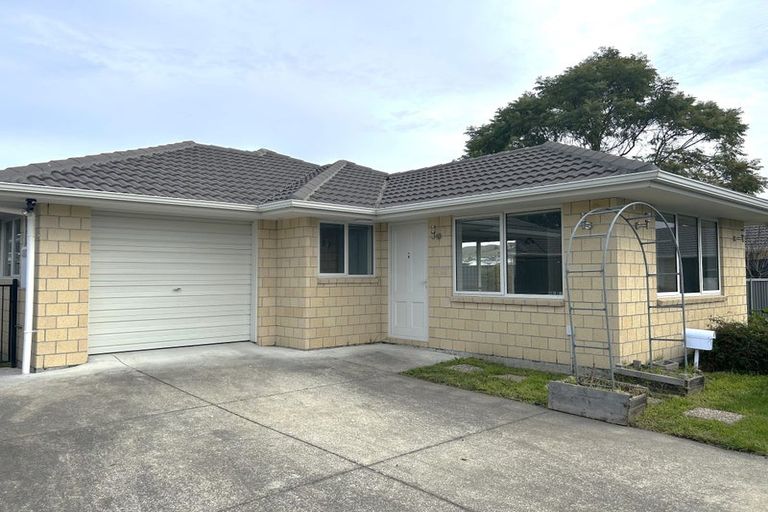 Photo of property in 17f Meeanee Road, Taradale, Napier, 4112