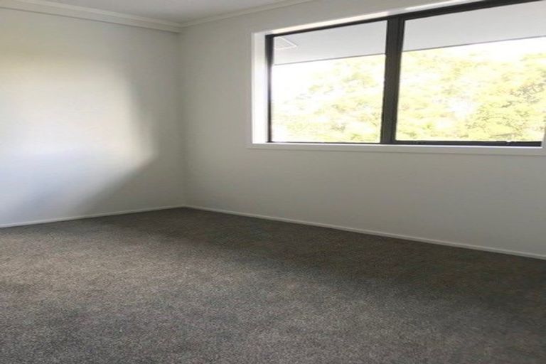 Photo of property in 9a/30 Westward Ho, Glen Eden, Auckland, 0602
