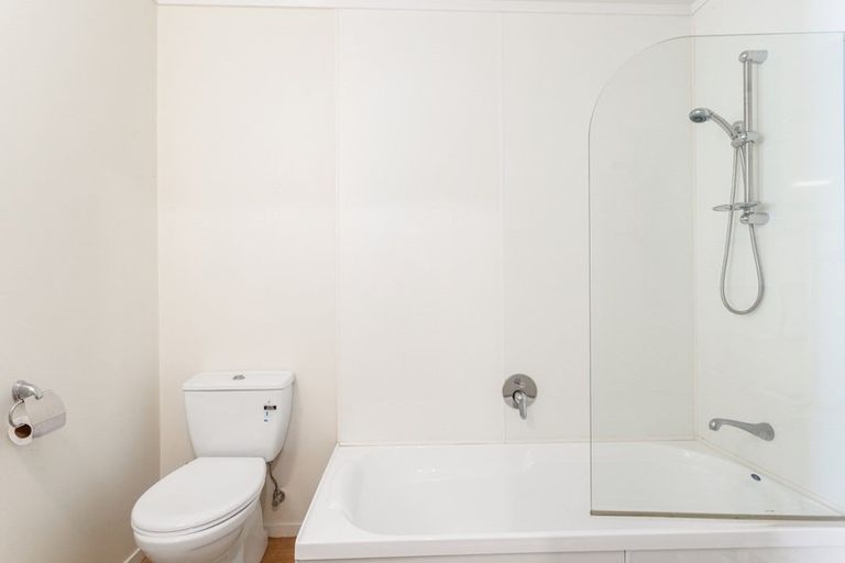 Photo of property in 290 Taylor Road, Waimauku, 0882