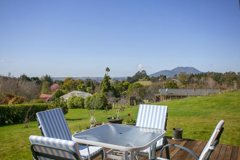 Photo of property in 18 Glen Mohr, Acacia Bay, Taupo, 3385
