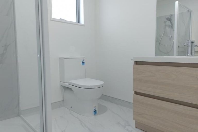 Photo of property in 6/51 Hills Road, Edgeware, Christchurch, 8013