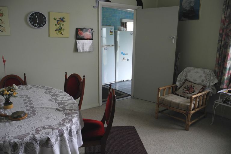 Photo of property in 202 Queen Street, Waimate, 7924