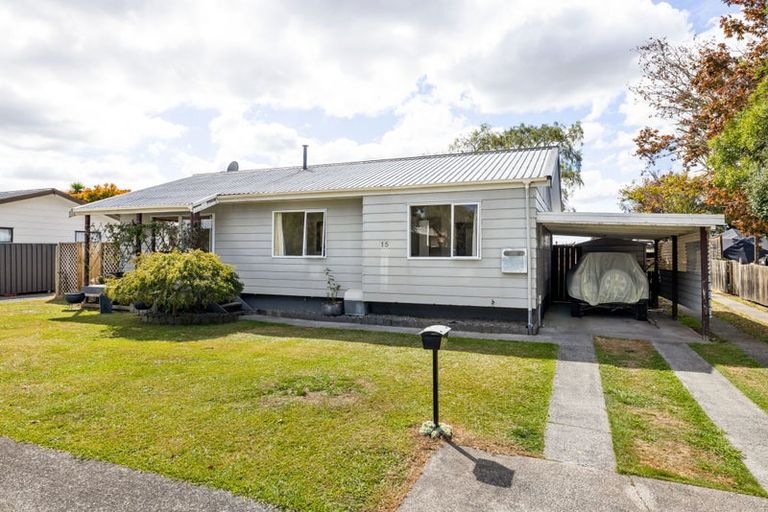 Photo of property in 15 Reeves Close, Fairview Downs, Hamilton, 3214