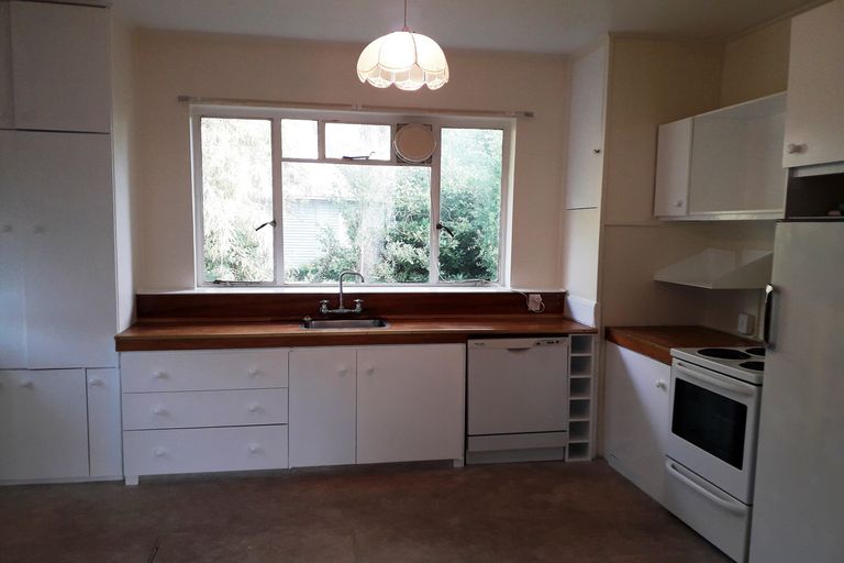 Photo of property in 26 Sarsfield Street, Southbridge, 7602