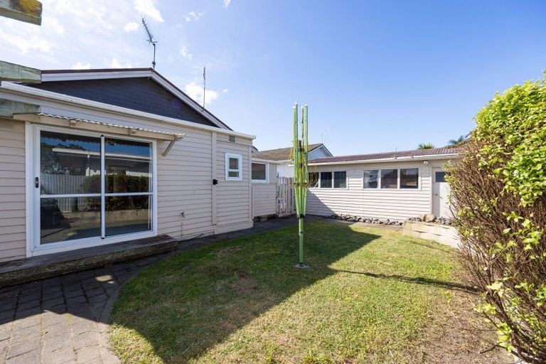 Photo of property in 49 Carnell Street, Napier South, Napier, 4110