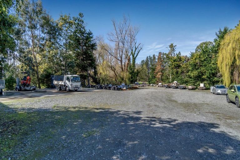 Photo of property in 120 Mairehau Road, Marshland, Christchurch, 8083