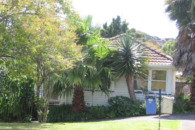Photo of property in 1/17 Lyons Avenue, Murrays Bay, Auckland, 0630