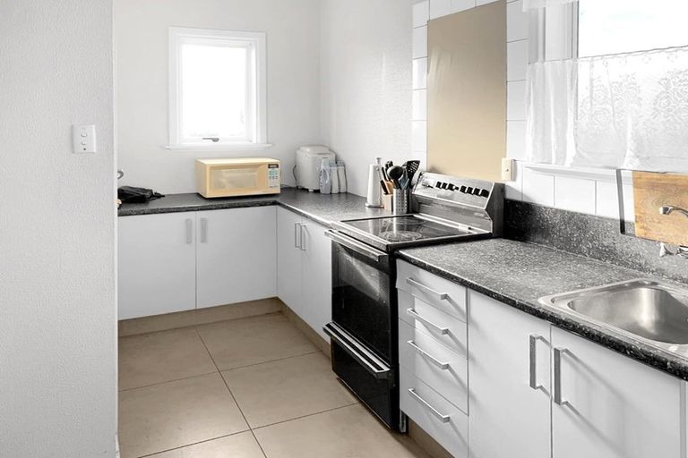 Photo of property in 411 Gascoigne Street, Raureka, Hastings, 4120