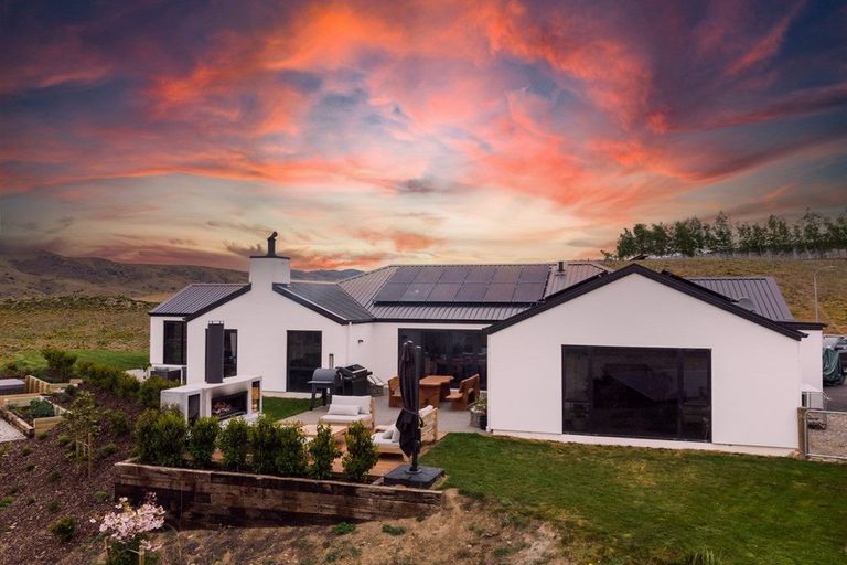 Photo of property in 51 Lynn Lane, Bannockburn, Cromwell, 9384