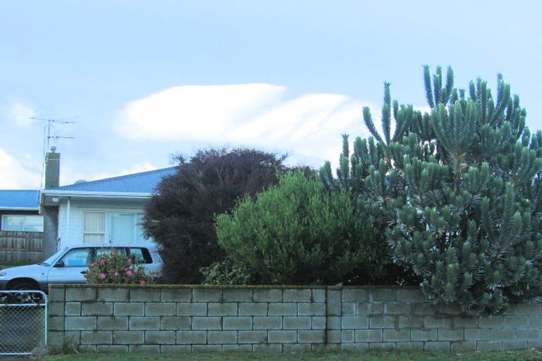 Photo of property in 14 Anthony Grove, Paraparaumu Beach, Paraparaumu, 5032