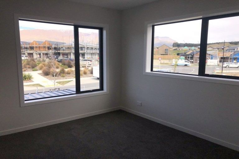 Photo of property in Northlake, 30 Glenavon Green, Wanaka, 9305